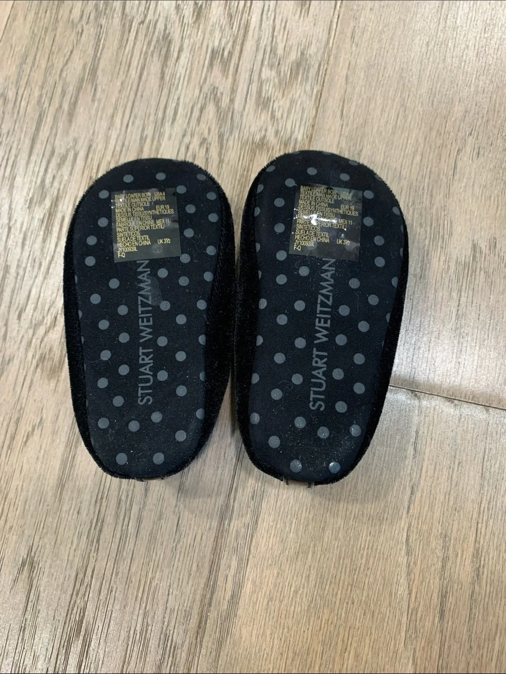 NWT My First Stuart Weitzman Baby Crib Shoe Size 4 Black Velvet Loafer